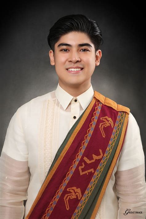 sablay graduation left or right